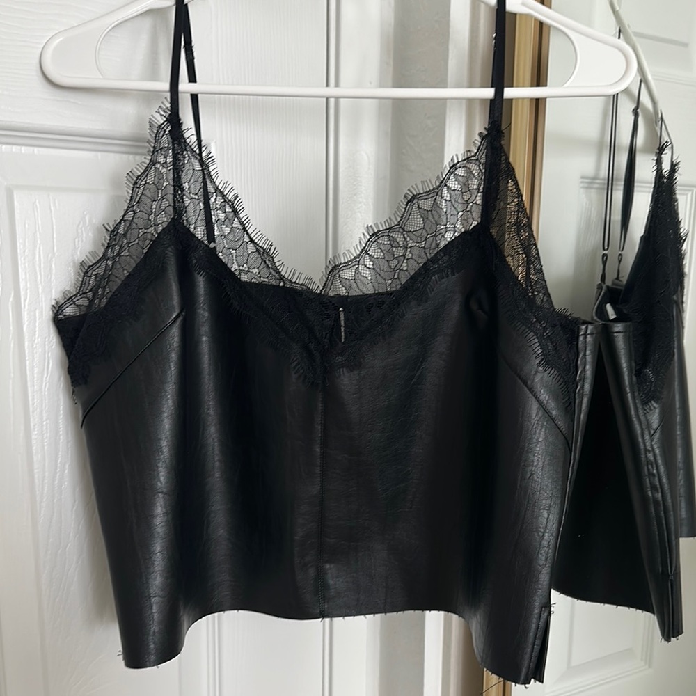 OAK + FORT Black Lace Camisole Crop Tank